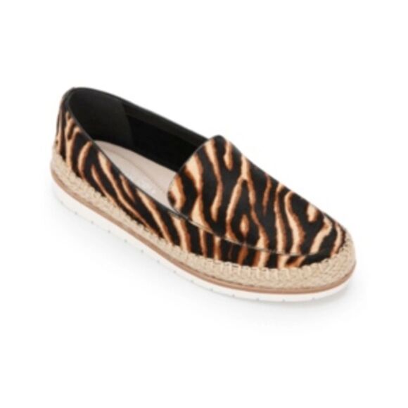 NWT Kenneth Cole Jaxx Loafers in Graphic Zebra Print Calf Hair Womens Size 8 - Picture 1 of 7